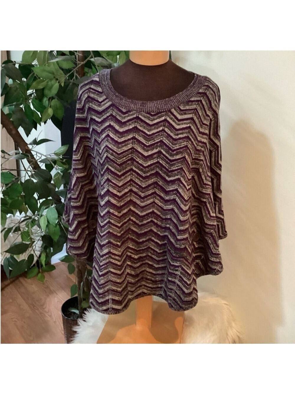 AB Studio shrug/poncho pullover chevron pattern Woman’s size Large
